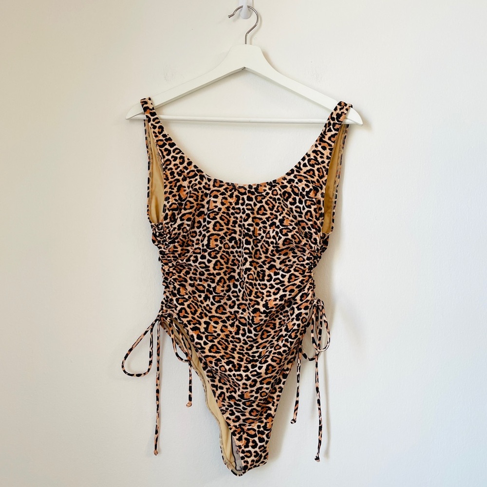 NWOT Pacsun La Hearts leopard one piece swimsuit M med